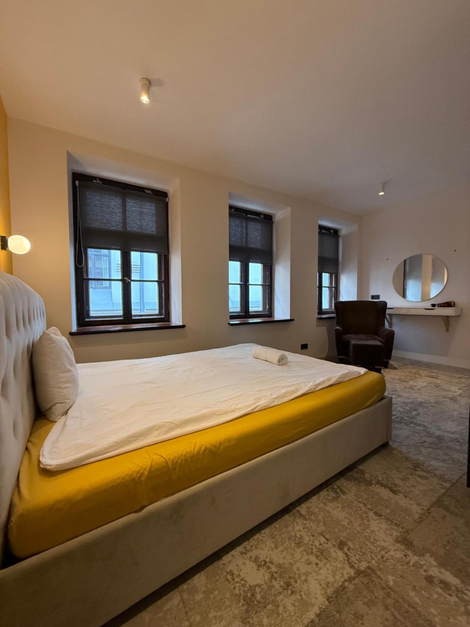 Lovely Two Bedroom In The Old Town Ryga Zewnętrze zdjęcie